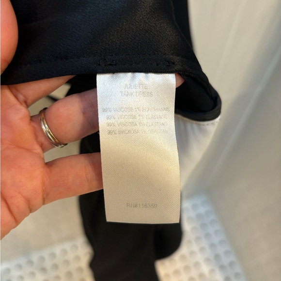 Cocktail dress with white details - Picture 6 of 7